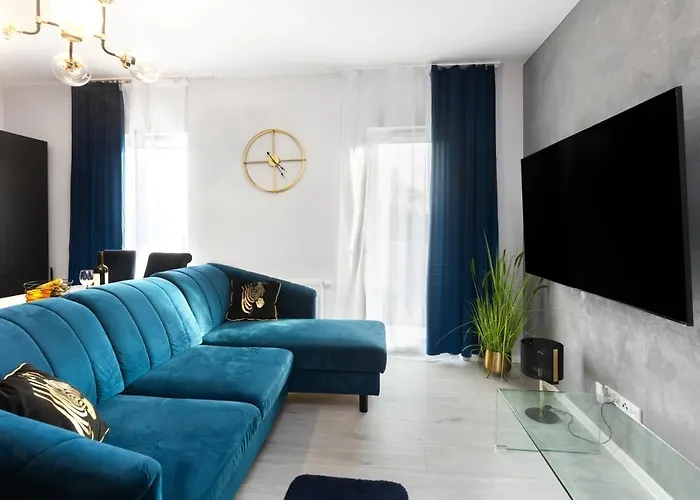 Margaret Apartment